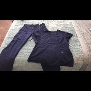Grey’s Anatomy large scrub top w/ free pants